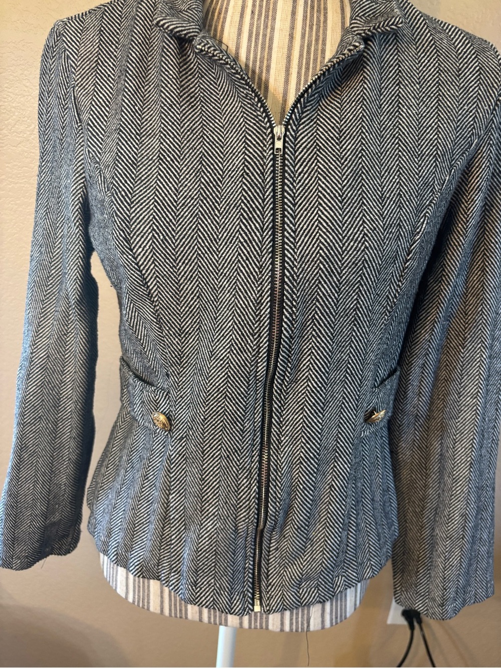 Herringbone Blazer Large SHEIN Black & White Tweed Zip-Front Flap Detail Jacket - Picture 6 of 16